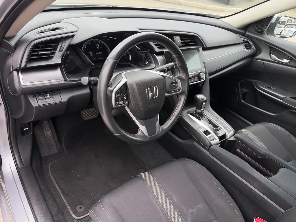 
2018 Honda Civic Sedan full									