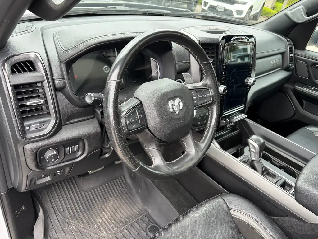 
2023 RAM 1500 SPORT GT HEMI LEATHER, PANORAMIC SUNROOF 3.92 AXLE full									