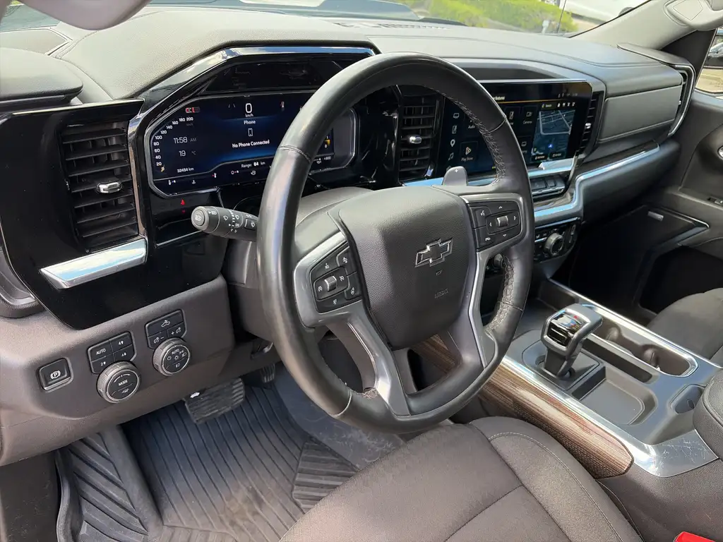 
2025 Chevrolet Silverado 1500 LT TRAILBOSS 4X4 full									