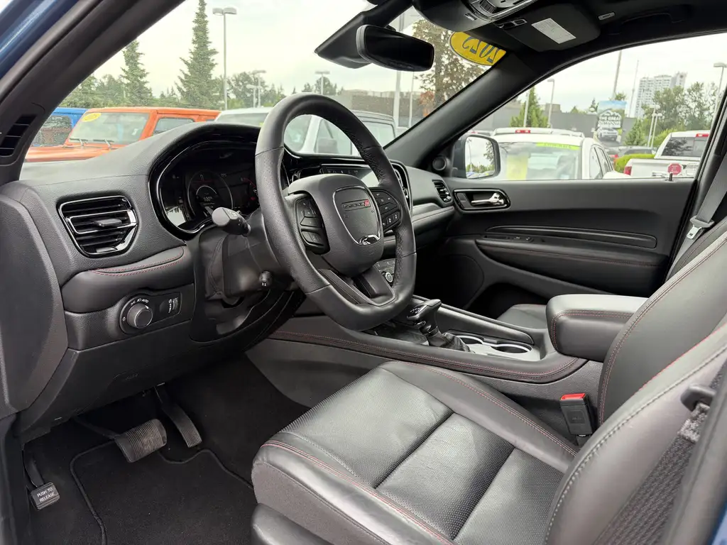 
2025 Dodge Durango GT PLUS AWD, V6, BLACKTOP PKG full									